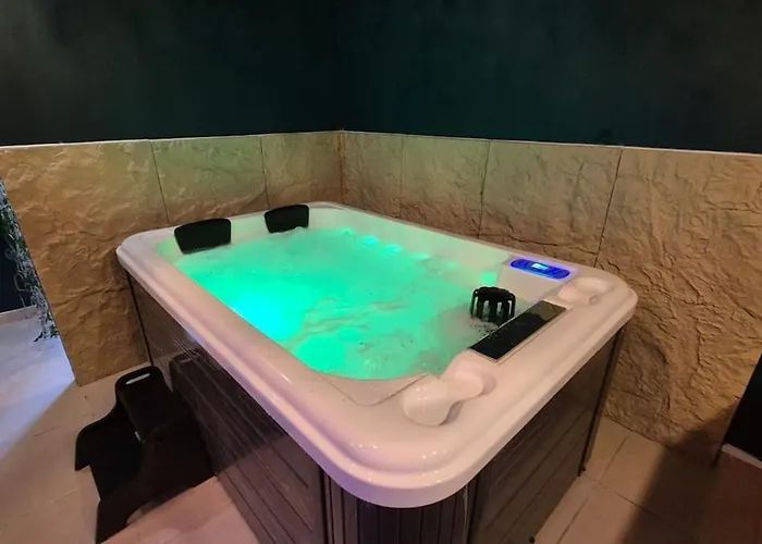 Botanica - Private Сен-Кантен